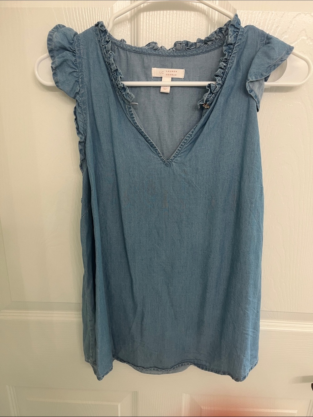 LC Lauren Conrad Light Blue Chambray Ruffle V-Neck Camisole